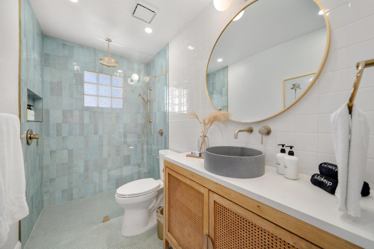 Luxury Villa 3 Blocks From The Beach With A Pool, Fire Pit And Outdoor Oasis Cape Canaveral Exteriör bild
