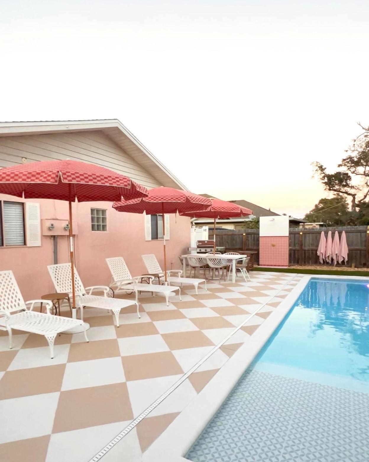Luxury Villa 3 Blocks From The Beach With A Pool, Fire Pit And Outdoor Oasis Cape Canaveral Exteriör bild